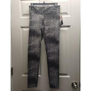 Bench NWT Women's Size Medium UPF 40+ Reflective Elements Athleisure Leggings